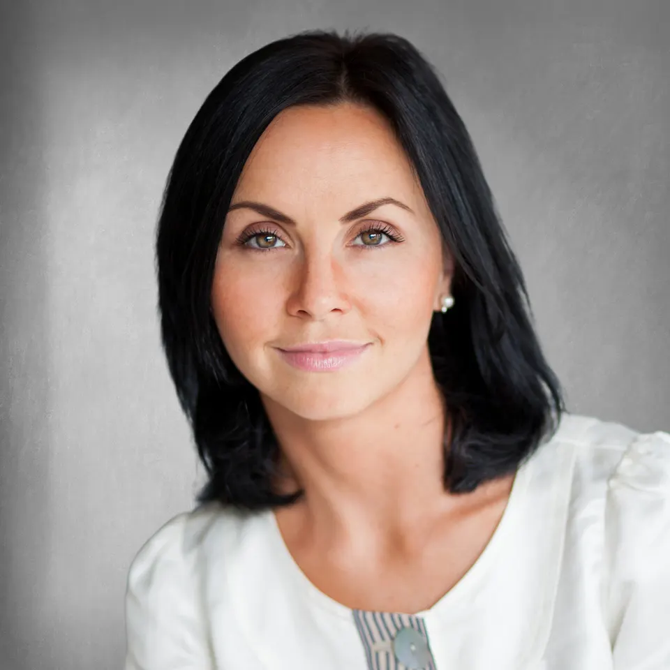 Alesia Kieffer, Senior Broker Associate, Nostalgic Homes Group at Compass