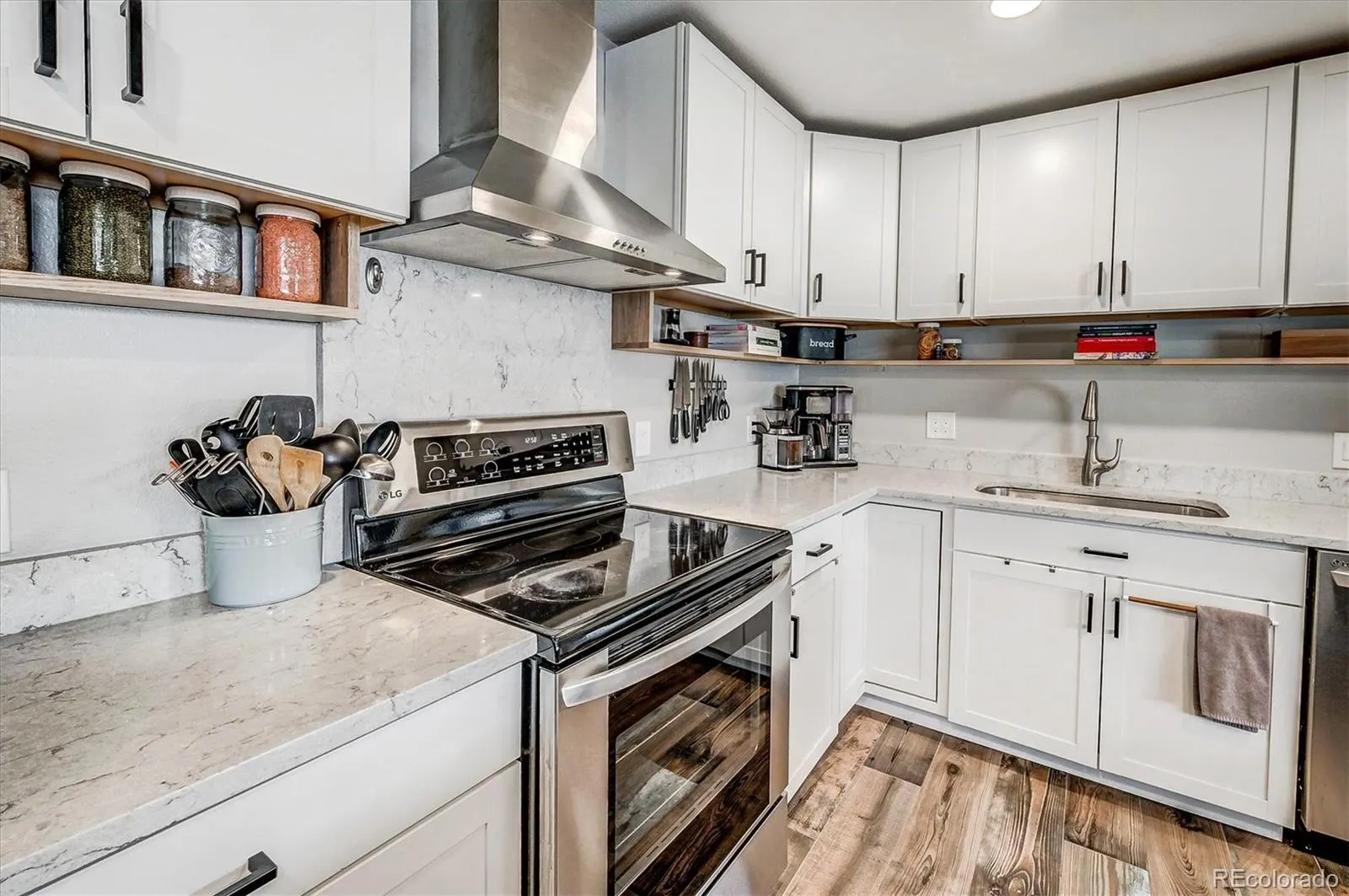 12227 East Park Lane Drive, Aurora — photo 12
