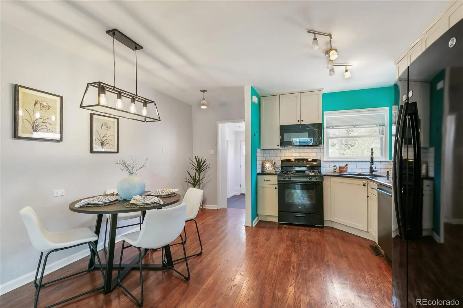 1321 Xanthia Street, East Colfax — photo 5