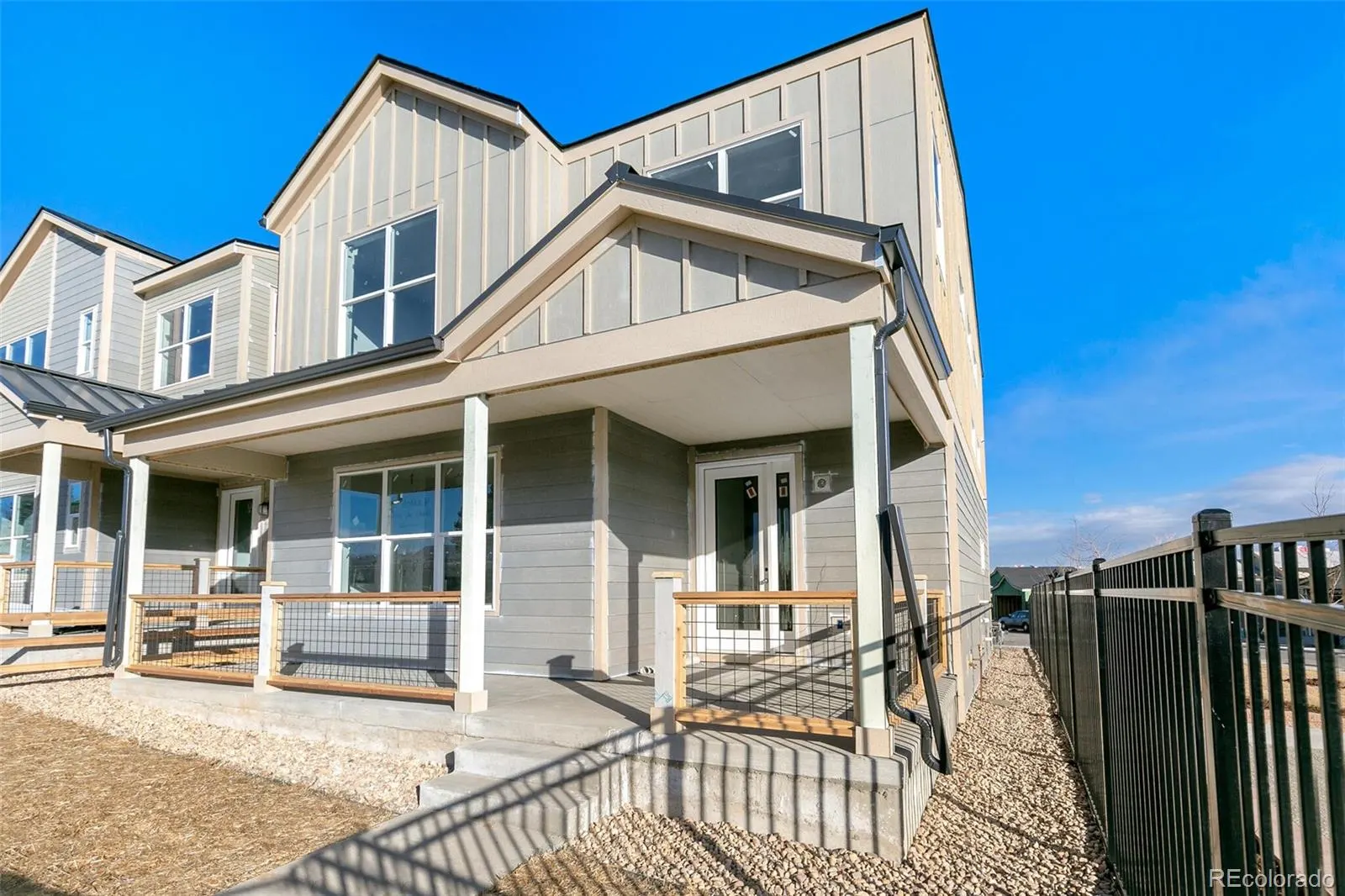 6265 King Court, Berkley Shores — photo 4